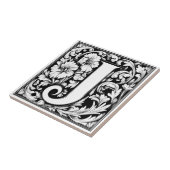 mittelalterlicher Leuchtbrief J Fliese (Seite)