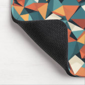 Mittelalterliches geometrisches Teal- und Orange-M Mousepad (Ecke)