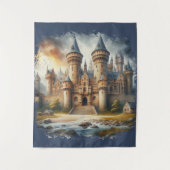 Mittelalterliches Schloss bei Sonnenuntergang mit Wandteppich (Vorderseite)