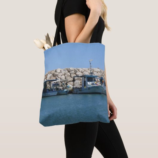 Mittelmeer-Fischerboote in Blaumeer-Design Tasche (Von Nahem)