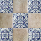 Mittelmeer Inspiration Blau Blütengeometrie Fliese