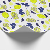 Mittelmeer Navy Blue Yellow Lemons Muster Geschenkpapier (Ecke)
