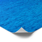 Mittelmeer Serenität: Segelboote am Horizont Poster (Ecke)