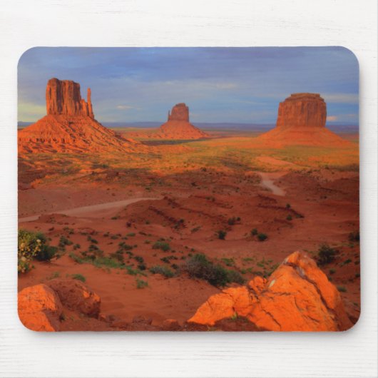 Mittens, Monumental, AZ Mousepad (Vorne)
