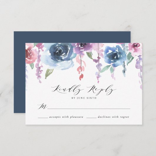 Mitternacht Blooms | Hochzeit mit Lila Blütenblume RSVP Karte (Vorne/Hinten)