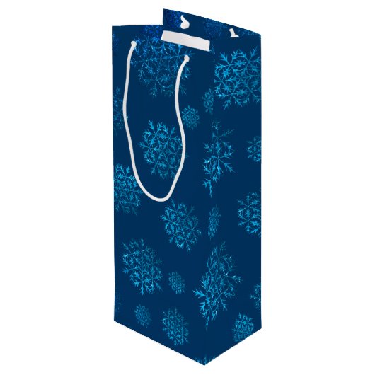Mitternacht Blue Snowflake Pattern Weinbeutel Geschenktüte Für Weinflaschen (Rückseite Schrägansicht)