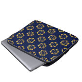 Mitternacht Gold: Luxe Geometric Muster auf Deep B Laptopschutzhülle (Vorne Knopf)