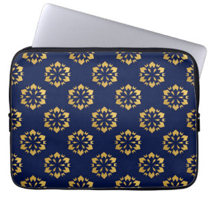 Mitternacht Gold: Luxe Geometric Muster auf Deep B Laptopschutzhülle