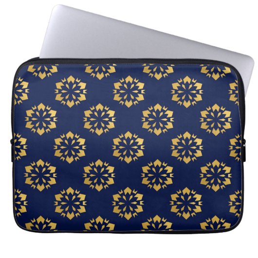 Mitternacht Gold: Luxe Geometric Muster auf Deep B Laptopschutzhülle (Vorderseite)
