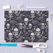Mitternacht Macabre, Goth Skull Raven in Lila Seidenpapier (Handwerk)