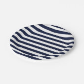 Mitternacht Navy Blue und White Stripes Pappteller (Schrägansicht)