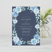 Mitternachtsblaue eisige Winterhochzeit Einladung (Stehend Vorderseite)