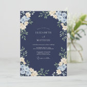 Mitternachtsblaue Wildblumenhochzeit Einladung (Stehend Vorderseite)