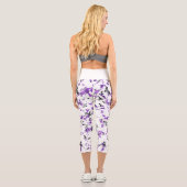 Mitternachtskrieger: Schwarz-lila Tarnhose Yoga Ca Capri Leggings (Rückseite)