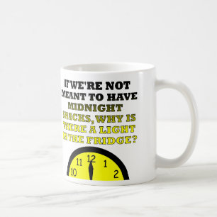 Mitternachtssnacks-Kühlschranklicht-Lustiger Beche Kaffeetasse