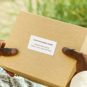 Mittlere Auslieferung von Schlichtem Text in braun