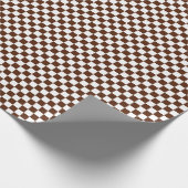 Mittleres Brown und weißes Karo-Verpackungs-Papier Geschenkpapier (Ecke)