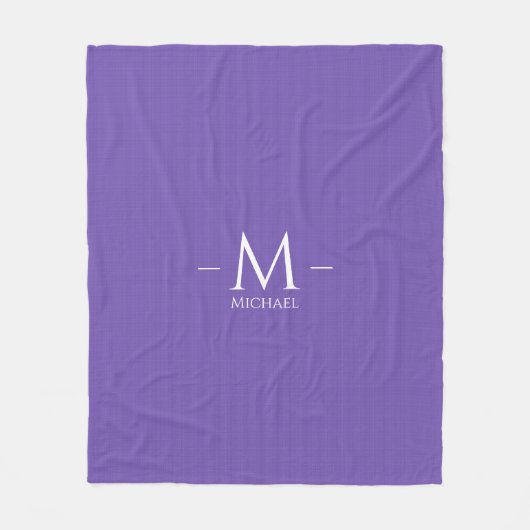 Mittleres Lila Blue Monogram Template Fleecedecke (Vorderseite)