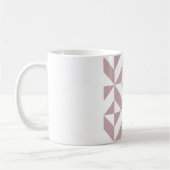 Mittleres Mauve Geometric Deko Cube Muster Kaffeetasse (Links)
