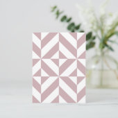 Mittleres Mauve Geometric Deko Cube Muster Postkarte (Stehend Vorderseite)