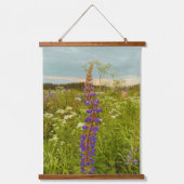 Mittsommer in Halsingland Wandteppich Mit Holzrahmen (Vorderseite)