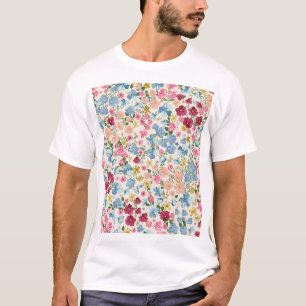 Mittsommerliche Wiese, blühende Pflanze. T-Shirt