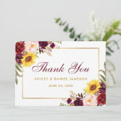 Mixed Floral Burgundy Gold Wedding Dankeskarte (Stehend Vorderseite)