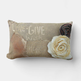 Mixed Media Art Sprichwort Liebe gibt Hoffnung Lendenkissen