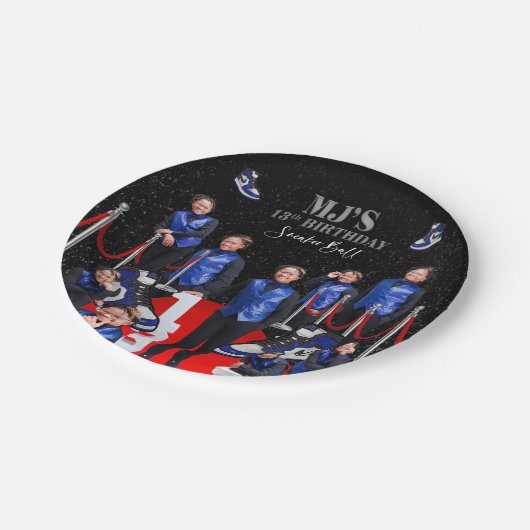 MJs Sneakerball Pappteller (Schrägansicht)