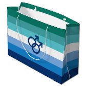 MLM Gay Male Pride Flag Große Geschenktüte (Rückseite Schrägansicht)