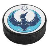 MN Loon steigt auf Eishockey Puck (3/4)