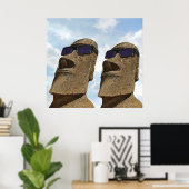 Moai mit Sonnenbrille - Poster (Heimbüro)