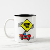 Mobile Notar Zone Gelbe Straße Schild Red Sports C Zweifarbige Tasse (Links)