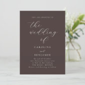 Mocha Brown Minimalist Script Elegant Fall Wedding Einladung (Stehend Vorderseite)