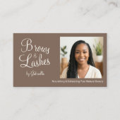 Mocha Brown Script Photo QR Code Brows and Lashes Visitenkarte (Vorderseite)
