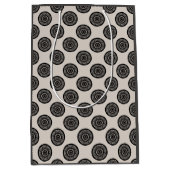 Mocha Brown Taupe Mocha Mittlere Geschenktüte (Vorderseite)