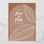 Mocha Brown Wedding Foil Einladung (Vorderseite)