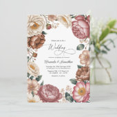 Mocha, Cream & Dusty Rose Floral Wedding QR Code Einladung (Stehend Vorderseite)