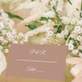 Mocha Einfache, stilisierte Script-Hochzeit Platzkarte