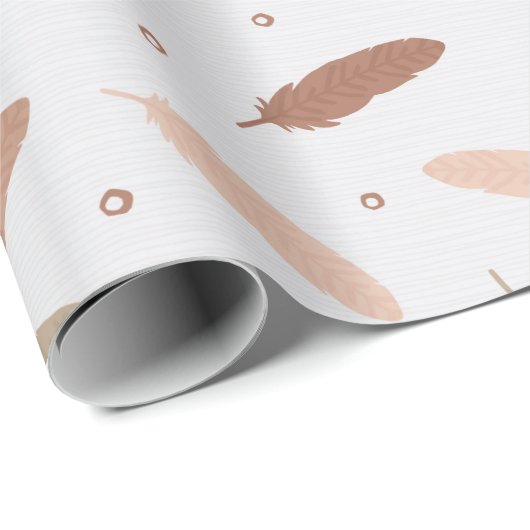 Mocha Mousse Feathers Wrapping Paper Geschenkpapier (Rolleneckpunkt)