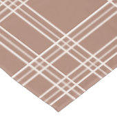Mocha Mousse Gingham Tischdecke (Schrägansicht)