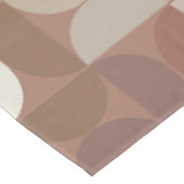 Mocha Mousse Mitte Jahrhundert Moderne Tischdecke (Schrägansicht)