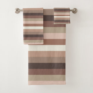 Mocha Mousse und Akzente Horizontales Streifenmust Badhandtuch Set