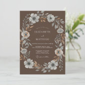 Mocha Silber Kranz Hochzeit Einladung (Stehend Vorderseite)