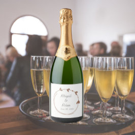 Mocha Simple Heart Wreath Wedding Schaumweinetikett