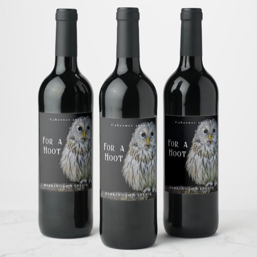 Mockup Owl Custom Wine Labels Weinetikett (Flaschen)