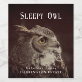 Mockup Sleepy Owl Custom Wine Labels Weinetikett (Einzelnes Label)