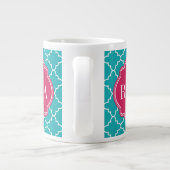 Mod Bright Blue Trellis Pink Monogram Jumbo-Tasse (Rückseite)