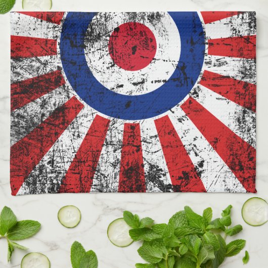 Mod Eine Mod Deiner Wahl auf eine Roundel Geschirrtuch (Gefaltet)