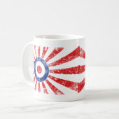 Mod Eine Mod Deiner Wahl auf eine Roundel Kaffeetasse (Vorderseite Links)